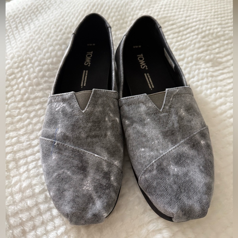TOMS Alpargata Men's Size 10.5 Textured Gray Slip-On Loafers EUC